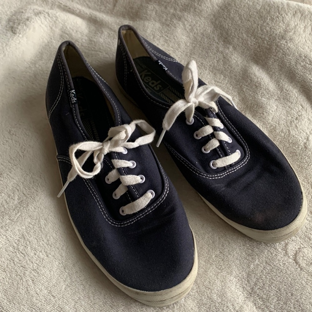 Navy Keds